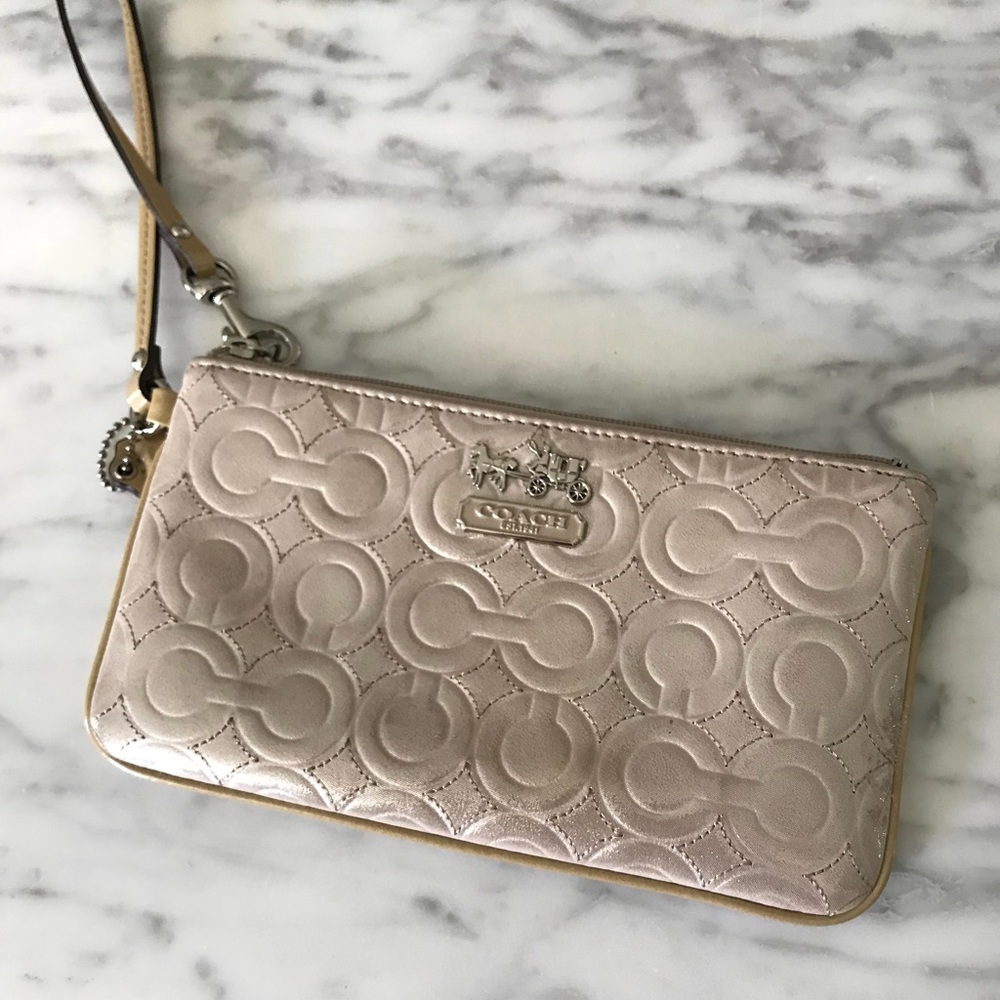 ❌SOLD❌ Coach Wristlet
